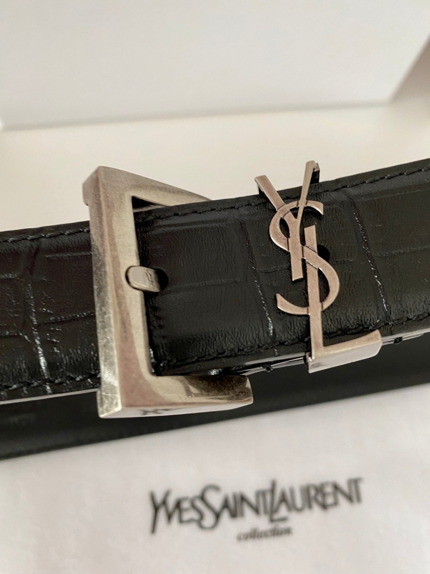 Logo Belt