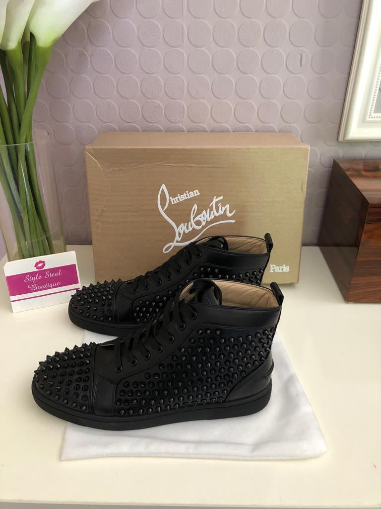 Louis Spikes Womens