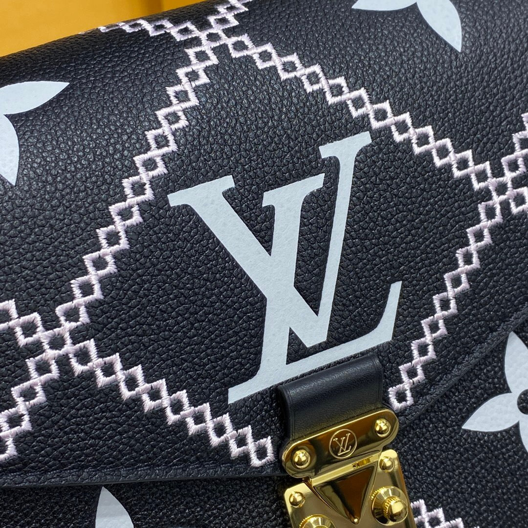 Pochette Metis