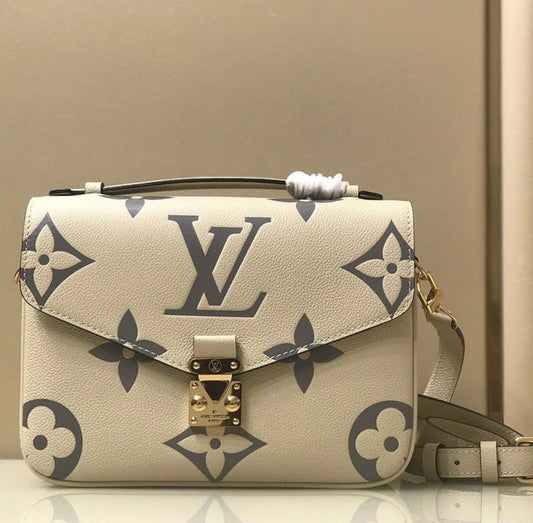 Pochette Metis
