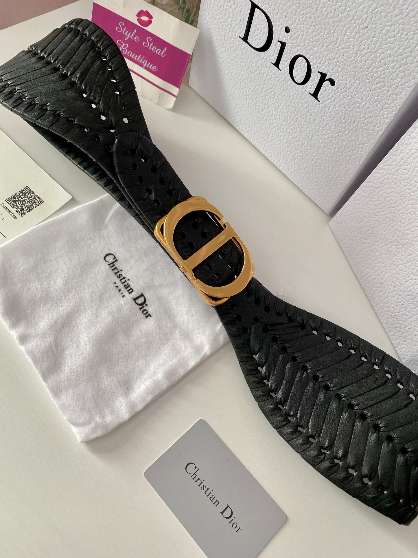 Montaigne Belt
