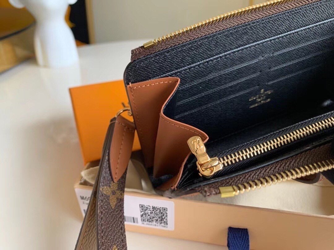 Dauphine Wallet