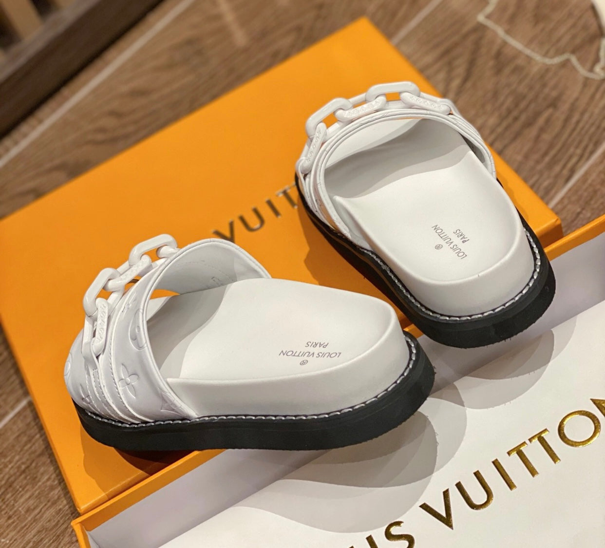 Chain Slides