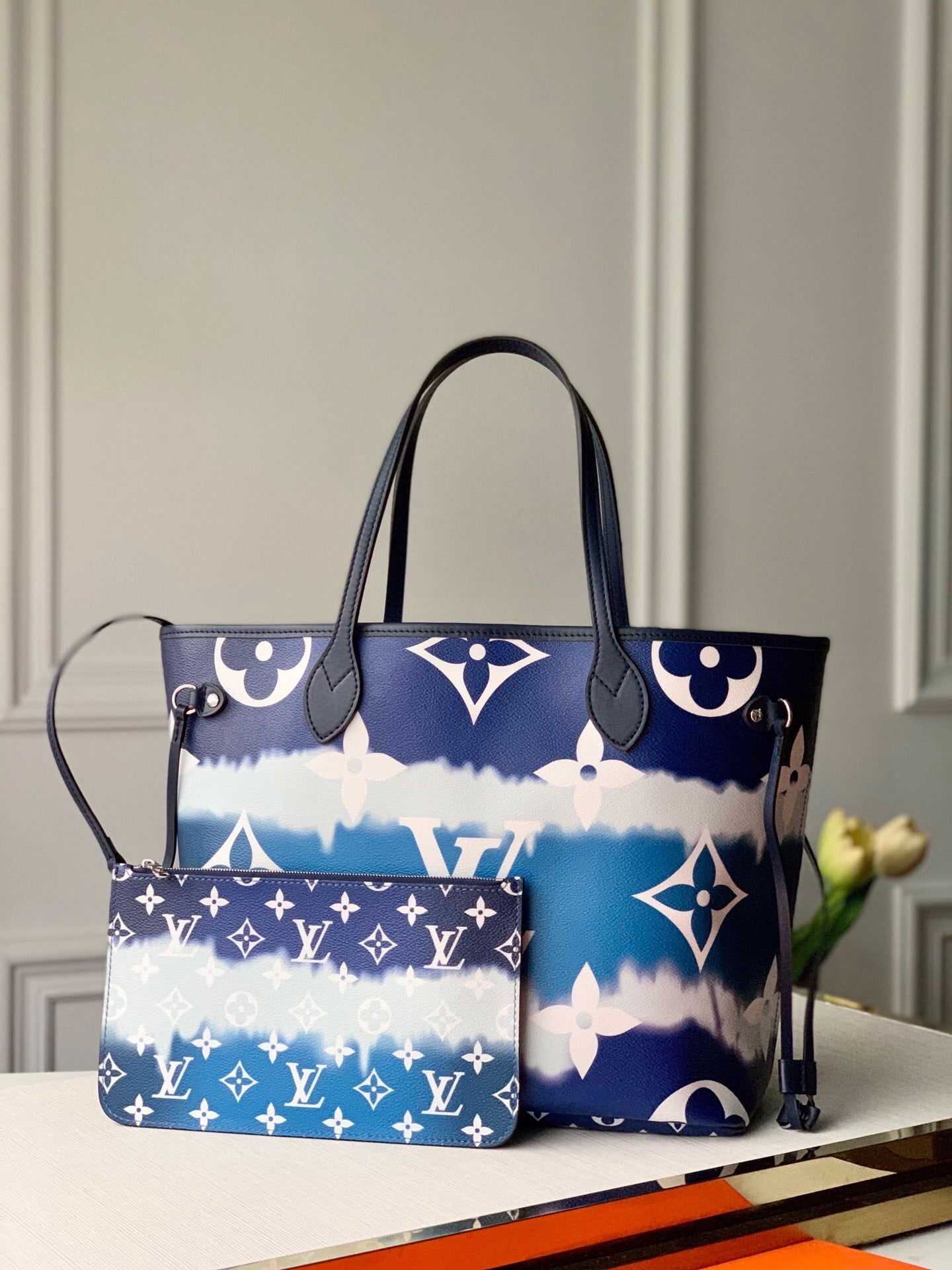 Escale Neverfull