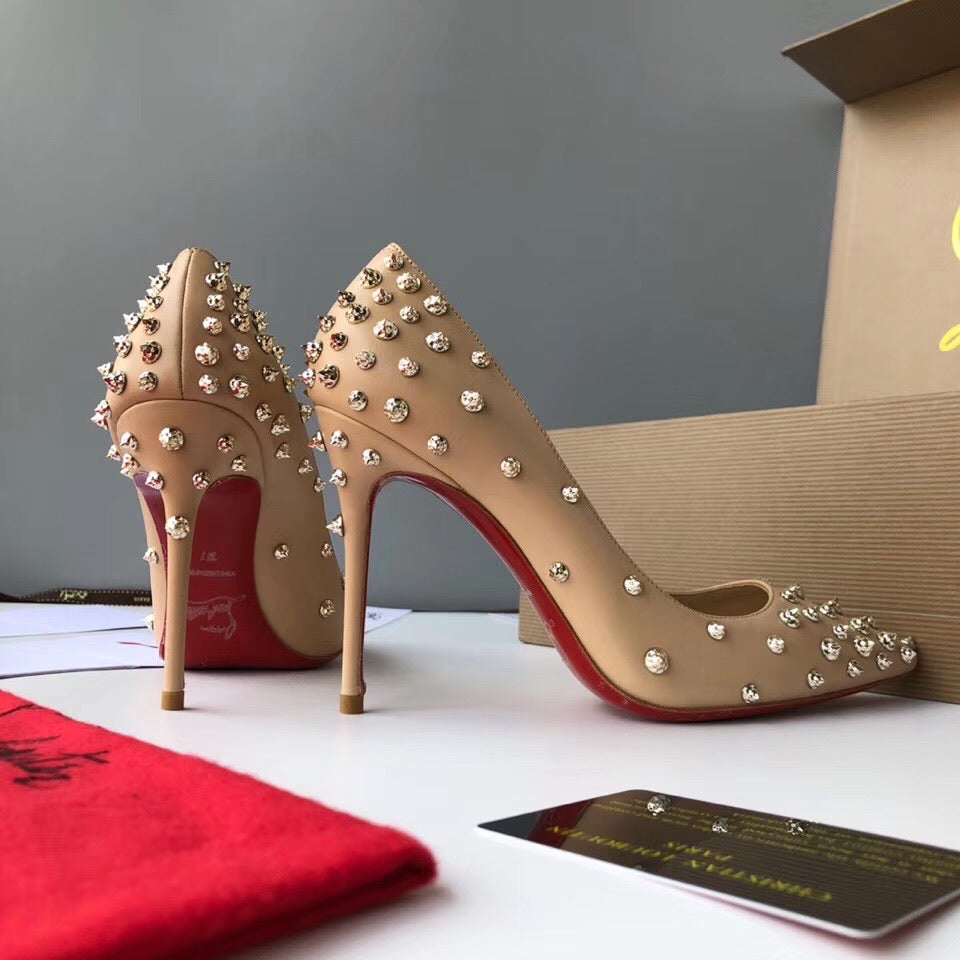 Studded Pump