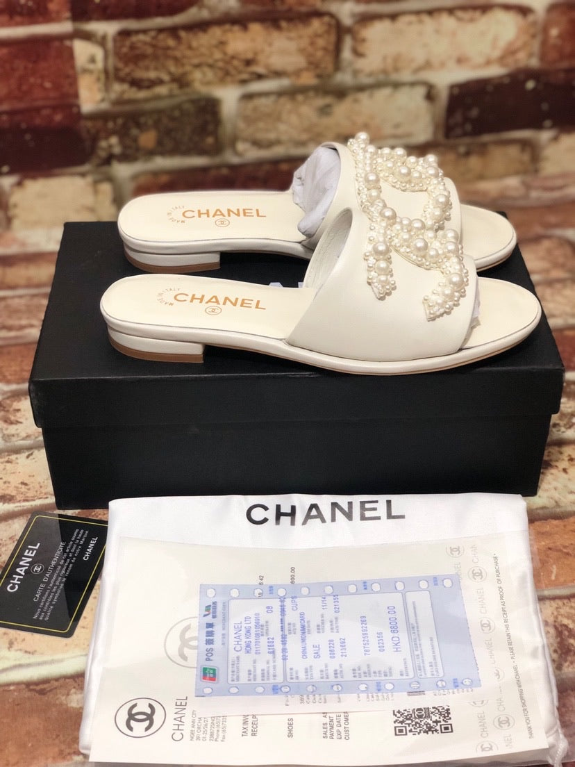 Pearl Sandals