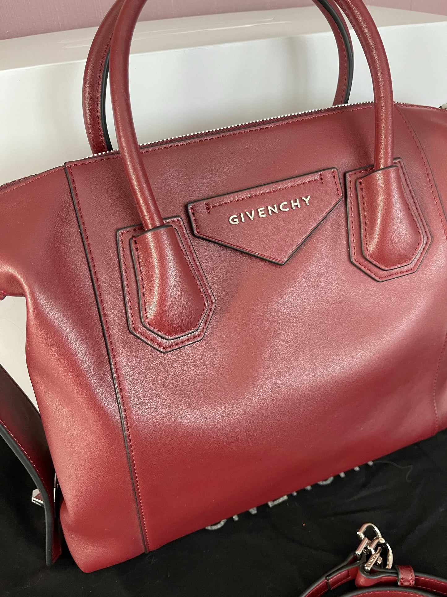 Antigona Soft Leather