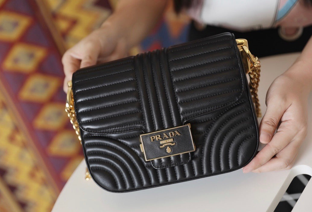 Embleme Bag