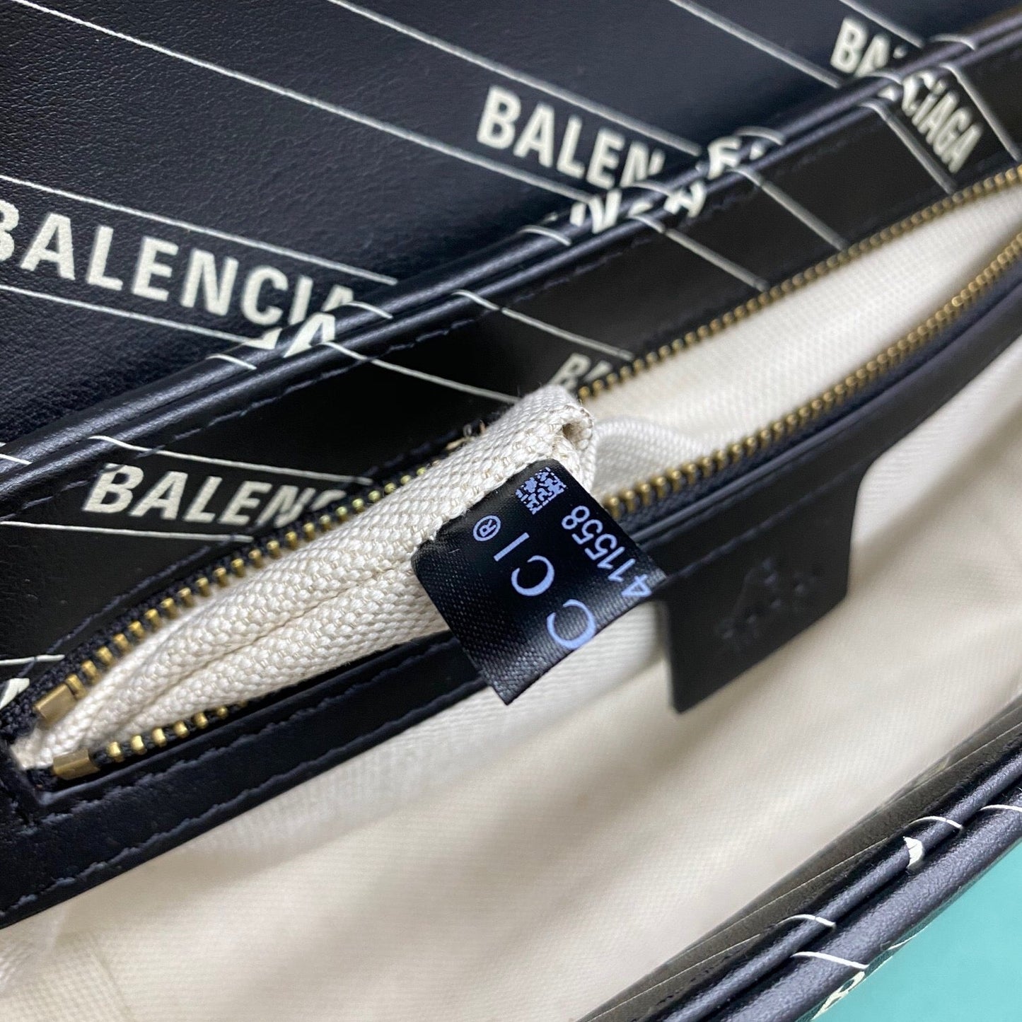Marmont Small Shoulder Bag