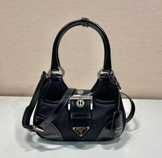 Re Nylon Moon Bag