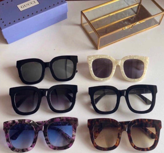 Round Frame Sunglasses with Star
