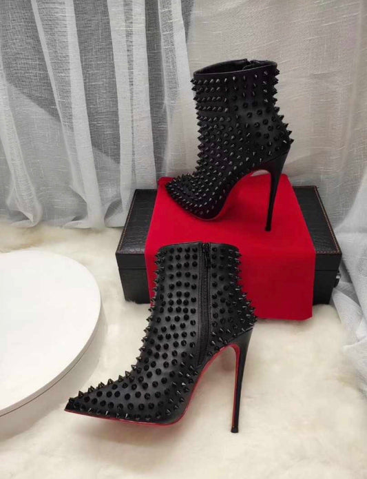 So Kate Spike Boots