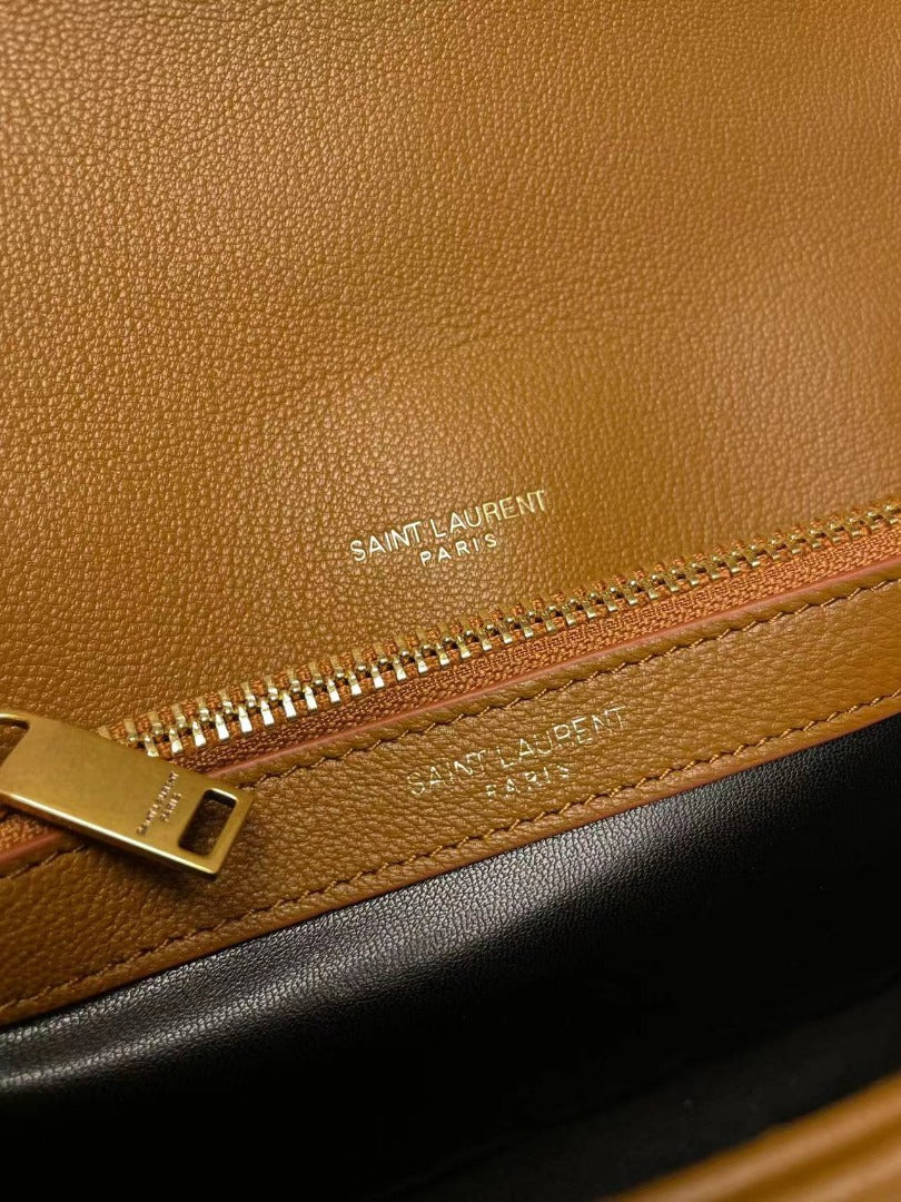 Medium College Chain Bag