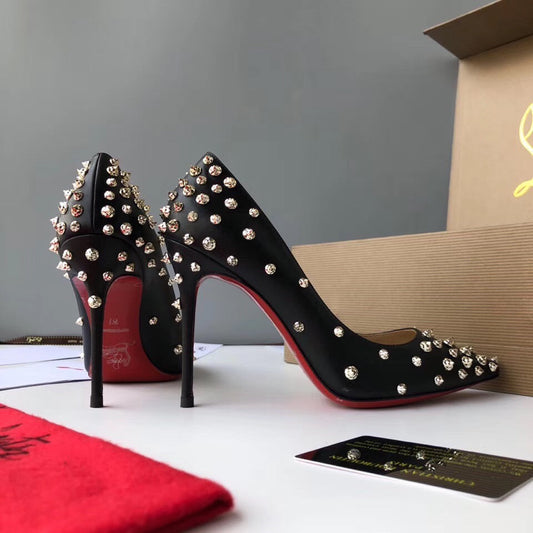 Studded Pump