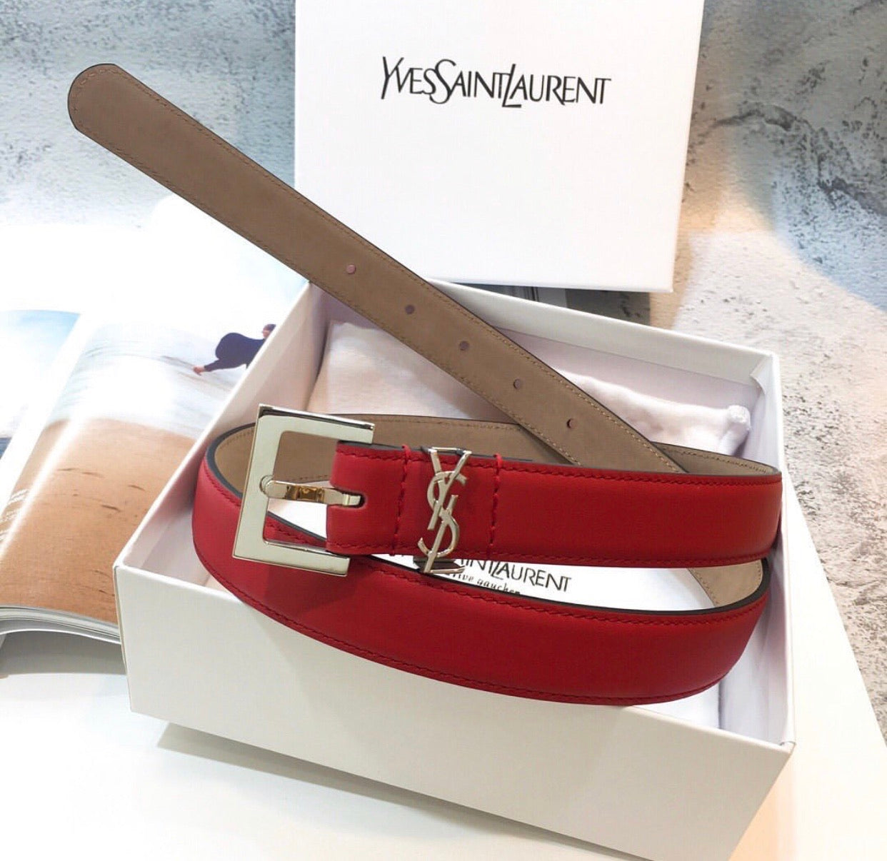 Logo Belt