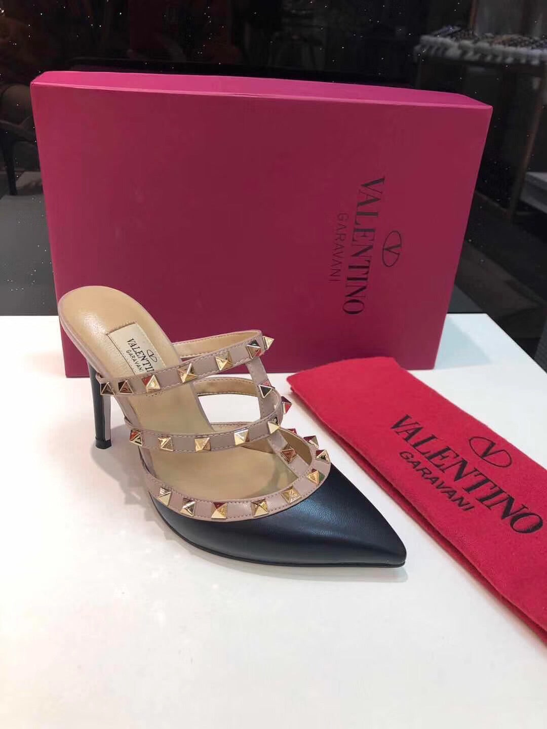 Rockstud Pumps