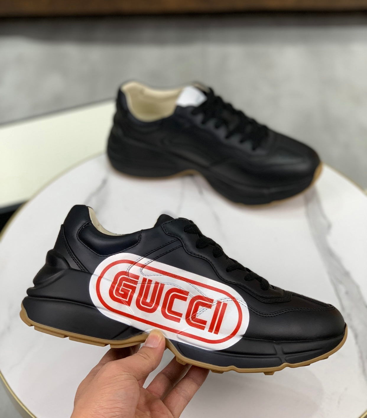 Rhyton Trainers