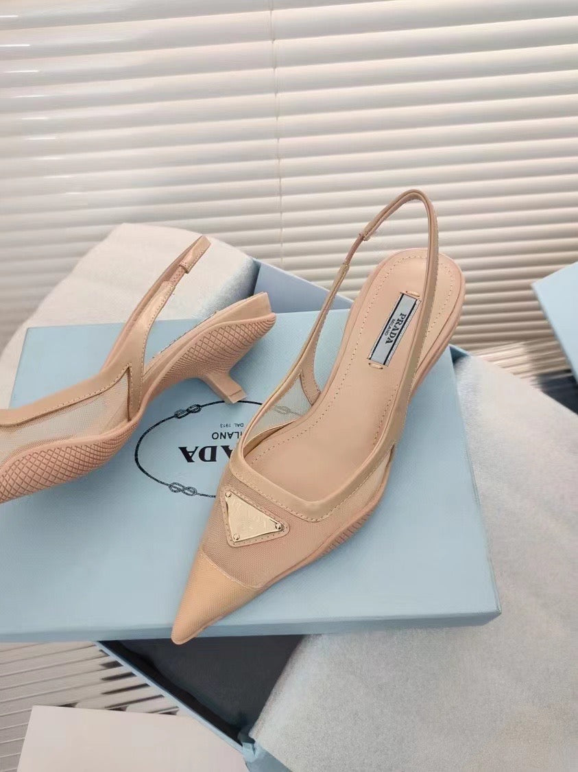 Logo Mesh Pumps
