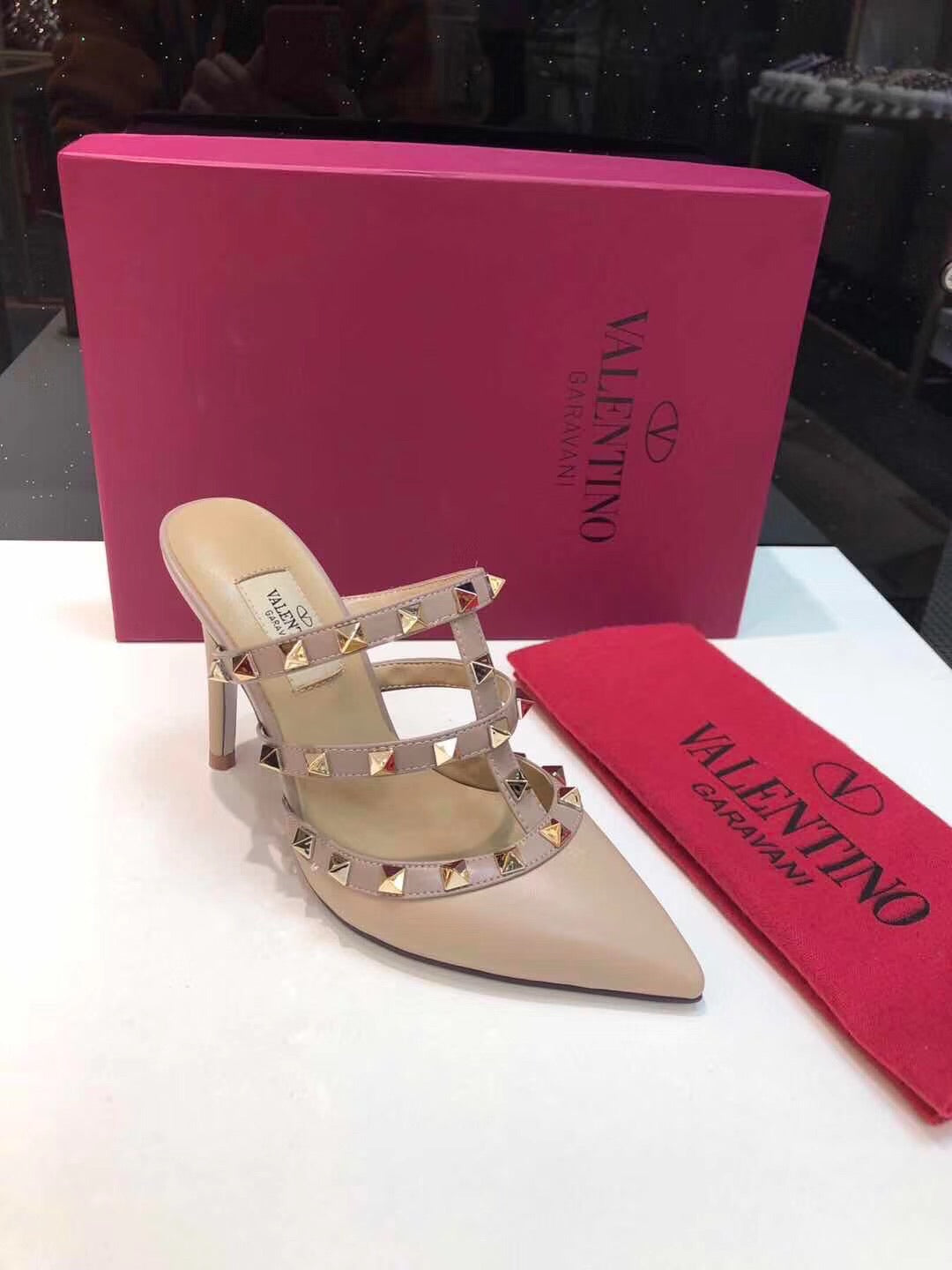 Rockstud Pumps