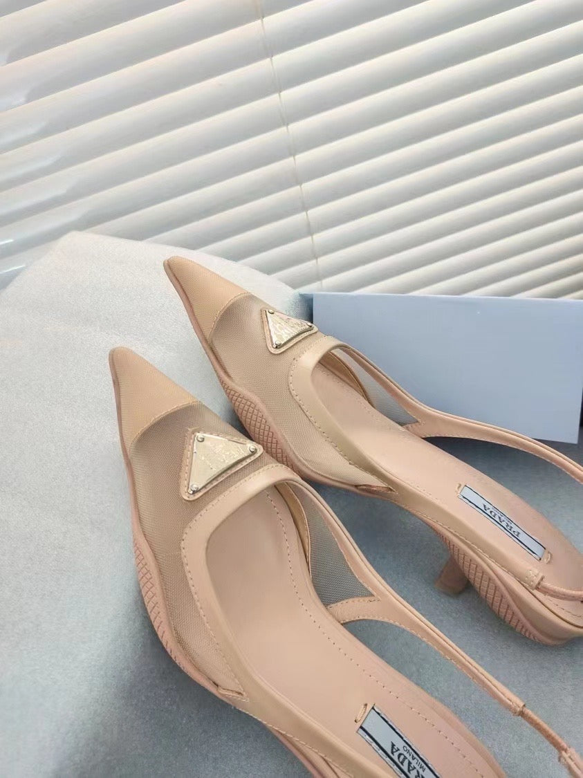 Logo Mesh Pumps
