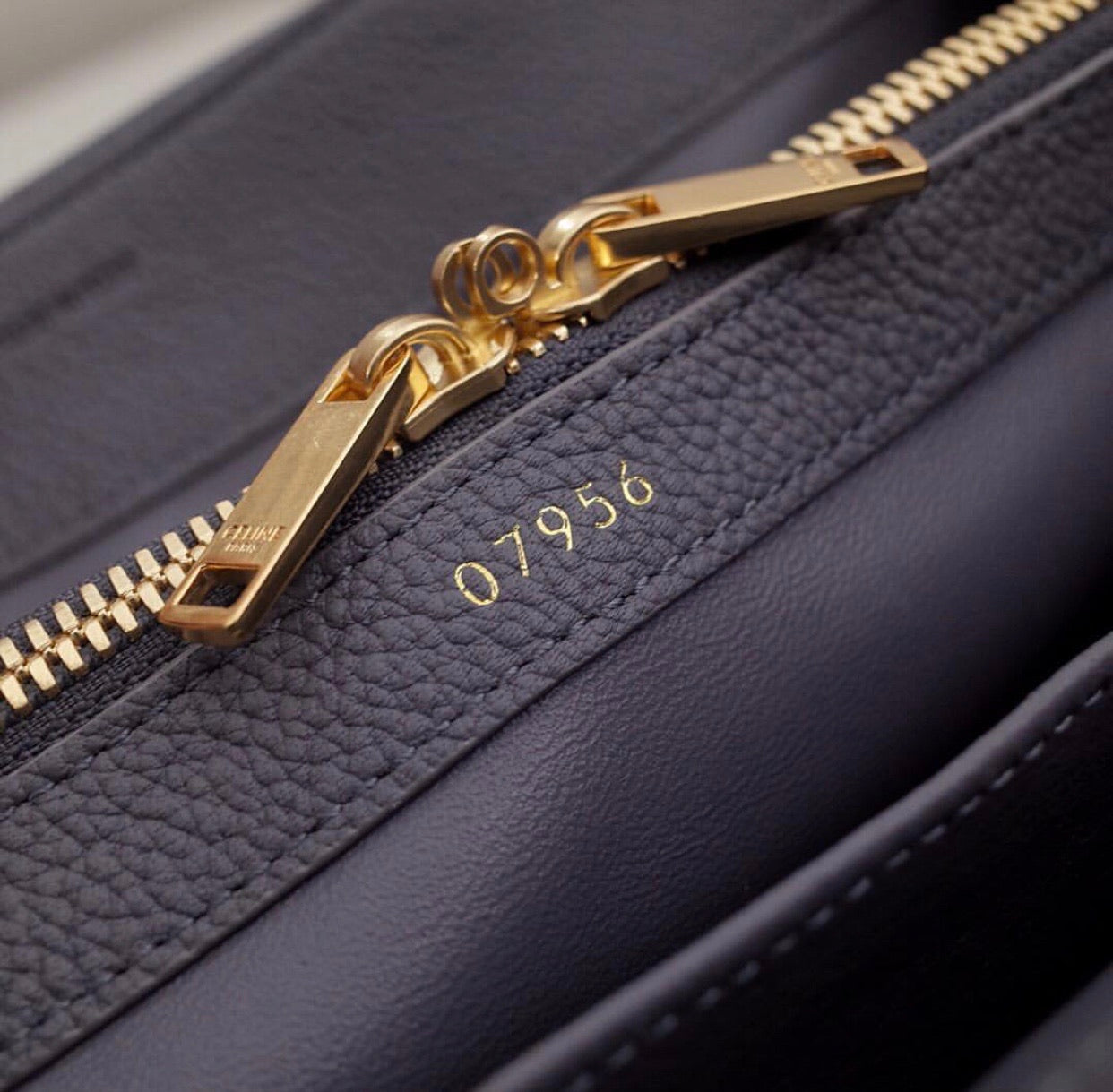 16 Grained Leather