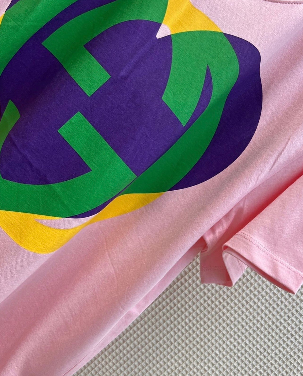 Logo Tee