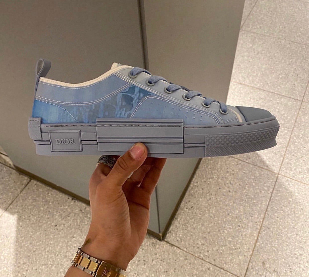 B23 Oblique Blue