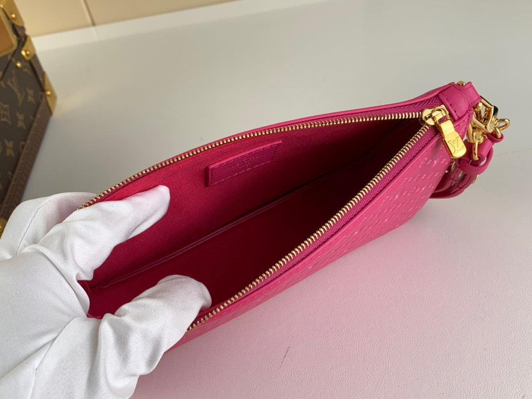 Lexington Pouch
