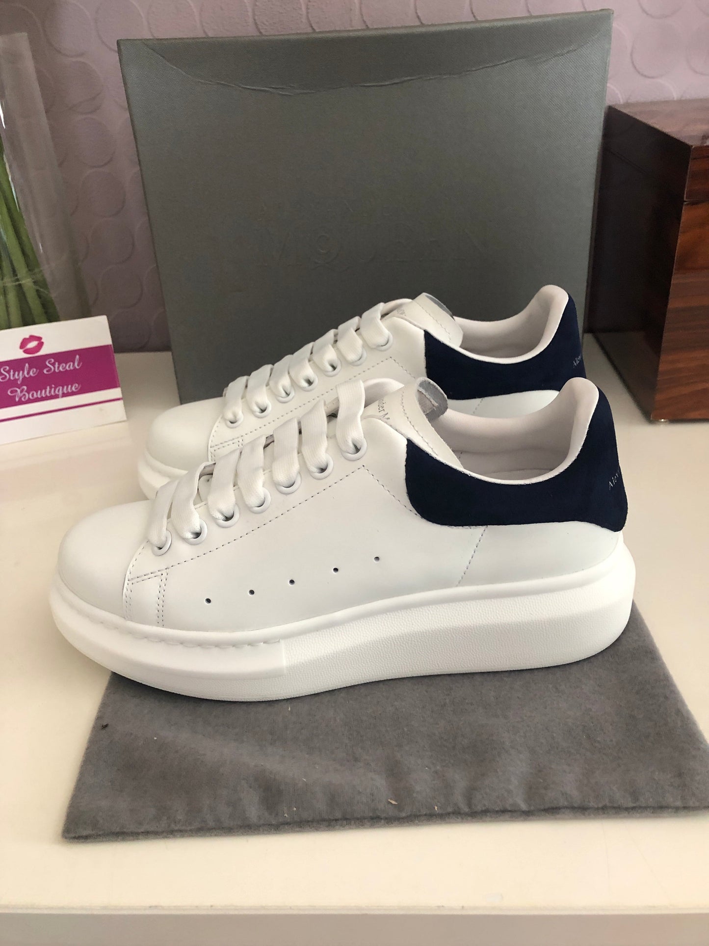 Oversized Sneaker Suede Ladies