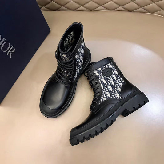Oblique Boots